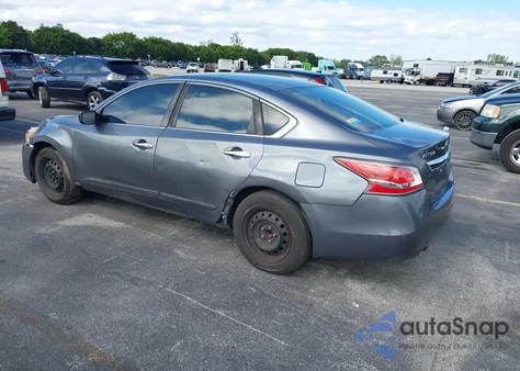 2015 Nissan Altima 2.5 S from USA, damaged, VIN 1N4AL3AP2FC571589